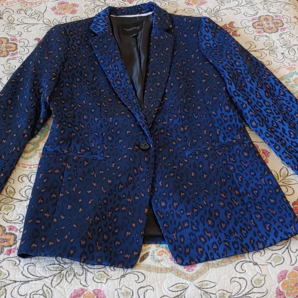 Banana Republic Boyfriend Blazer size 4